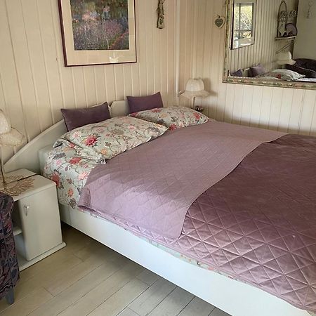 Logies Het Tuinhuisje Bed & Breakfast Enschede Dış mekan fotoğraf